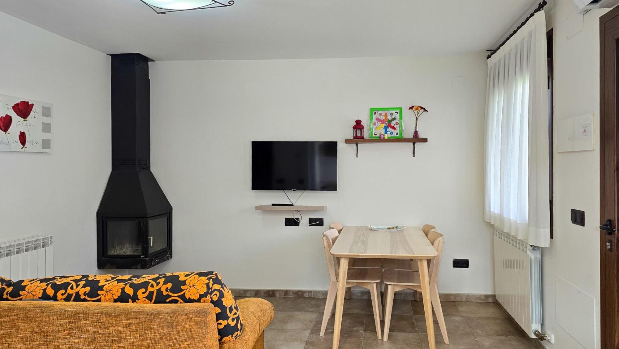 منزل الضيف Escalona  في Casas La Ribera Ordesa المظهر الخارجي الصورة